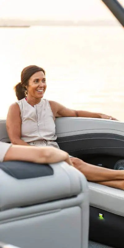 Cabrio Quad Lounge marketing photo