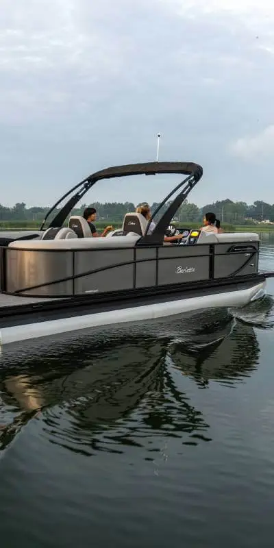 Cabrio Quad Lounge marketing photo