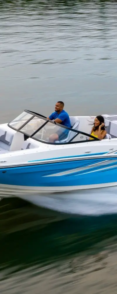 VR5 Bowrider marketing photo