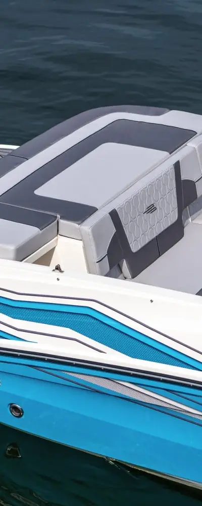 VR5 Bowrider marketing photo