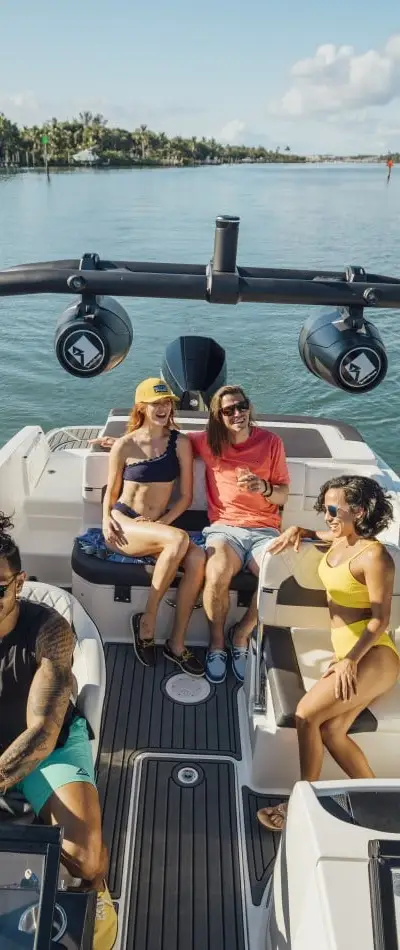 VR6 Outboard marketing photo