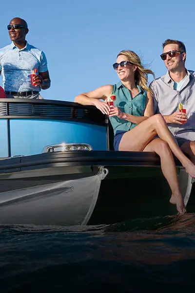 L Bowrider Line marketing photo