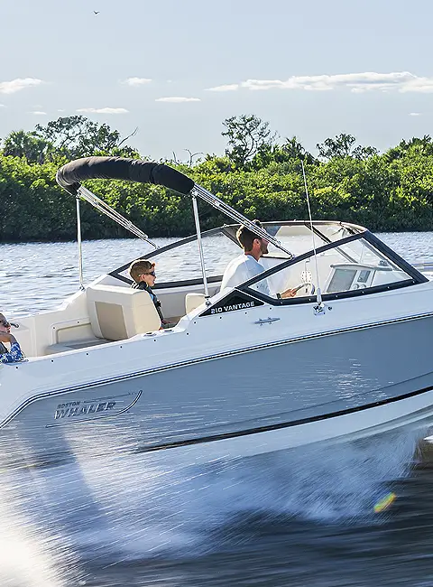 210 Vantage marketing photo