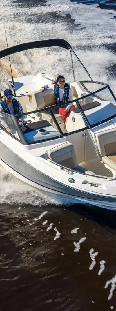 210 Vantage marketing photo