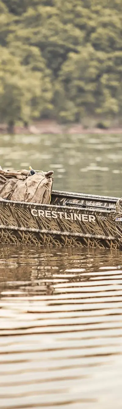 1650 Discovery Tiller marketing photo
