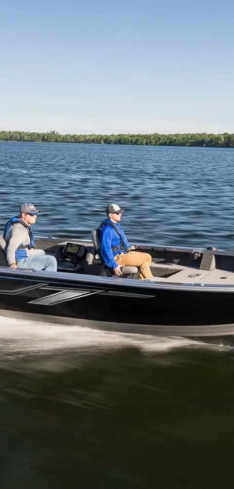1850 Kodiak Tiller marketing photo