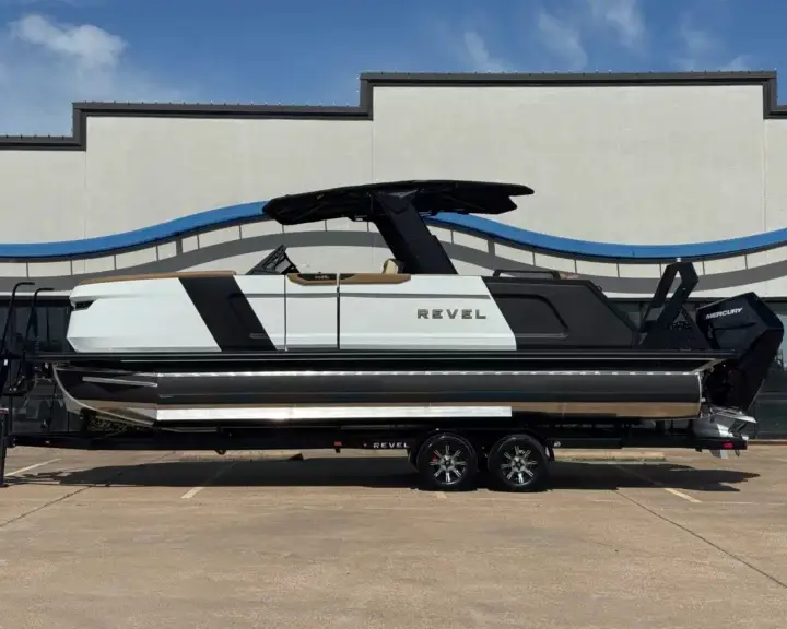 2026 Revel RS25L hero photo