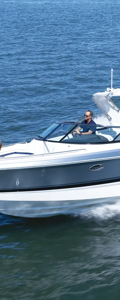 290 Bowrider marketing photo