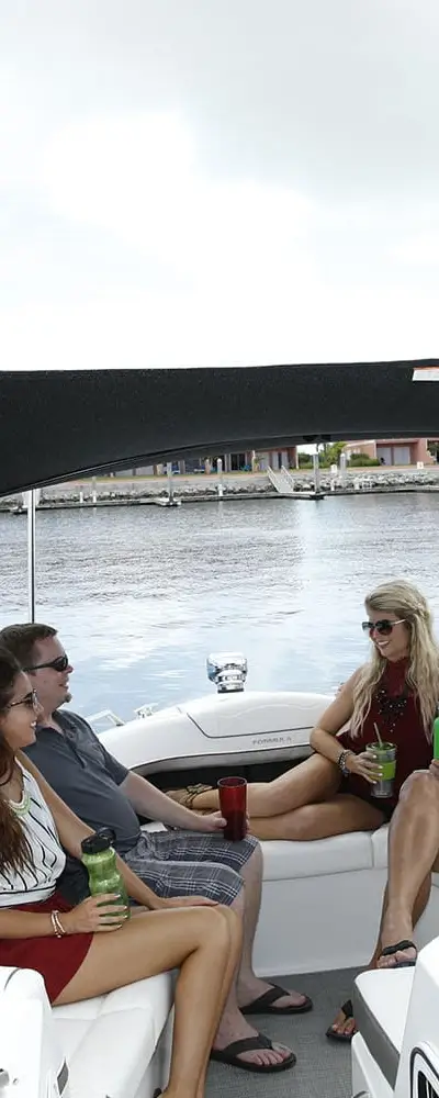 350 Crossover Bowrider marketing photo