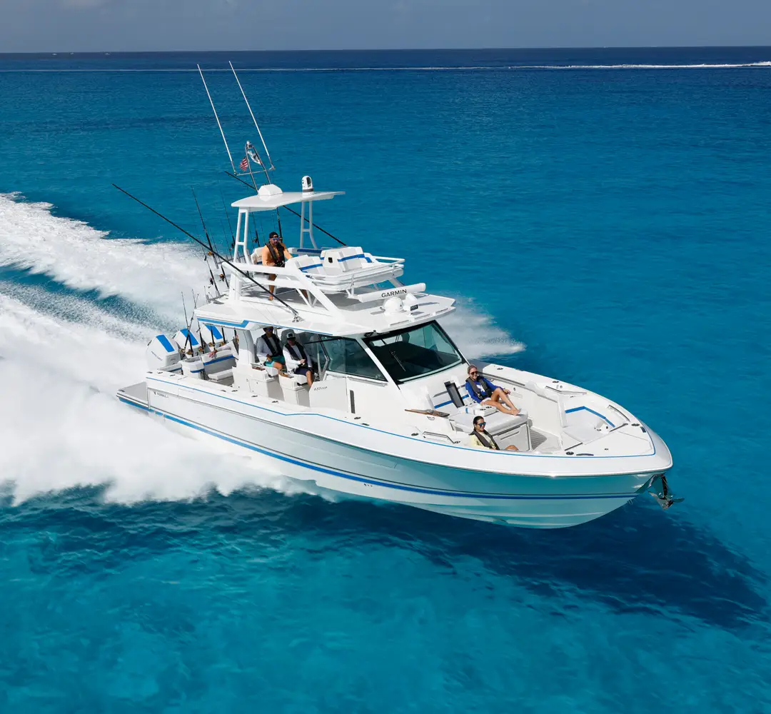 457 Center Console Fish marketing photo