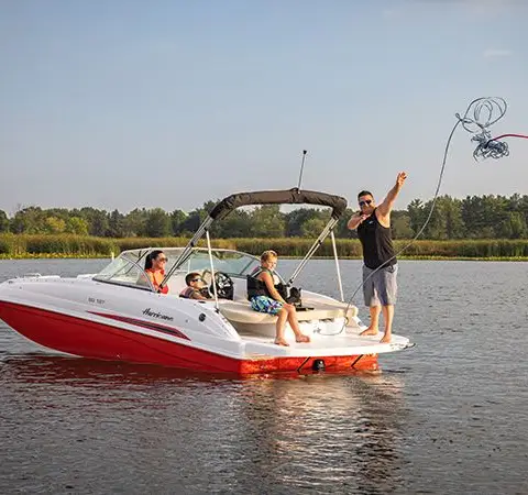 SunDeck IO - Sterndrive marketing photo
