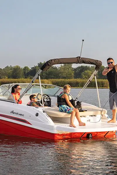 SunDeck IO - Sterndrive marketing photo