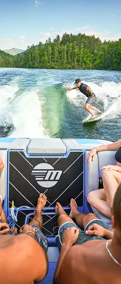 Wakesetter 23 LSV marketing photo