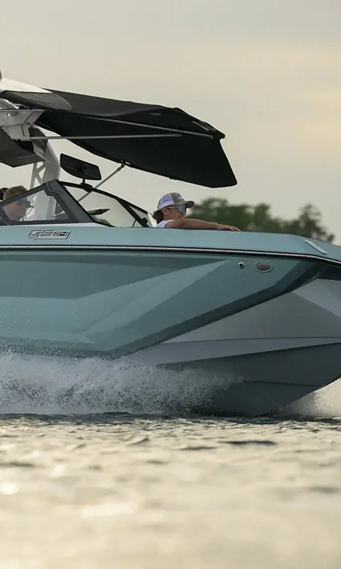 Super Air Nautique GS24 marketing photo