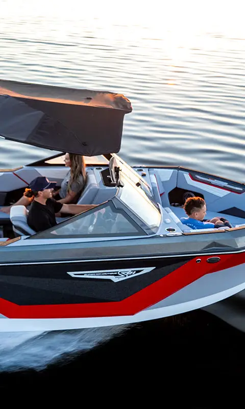 Super Air Nautique S21 marketing photo