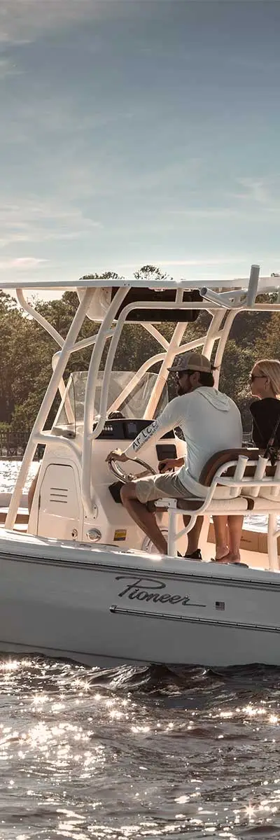 Bay Sport 220 marketing photo