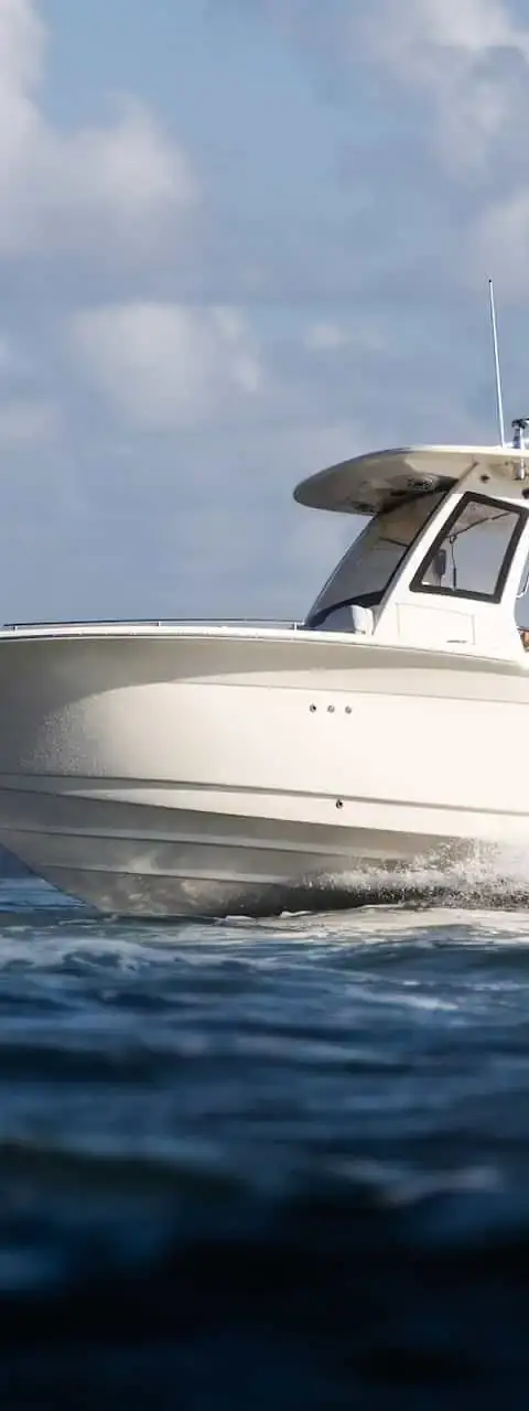 260 LXF marketing photo