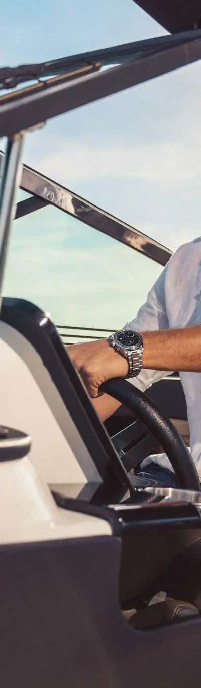 SLX 260 Outboard marketing photo