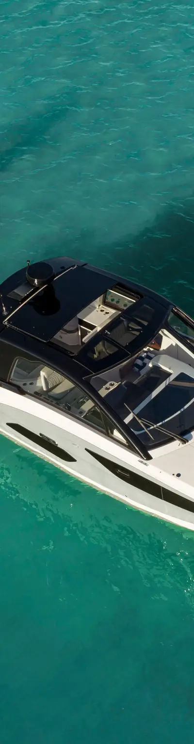 Sundancer 370 Outboard marketing photo