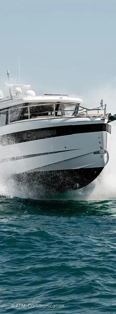 Wellcraft 44 Explorer marketing photo
